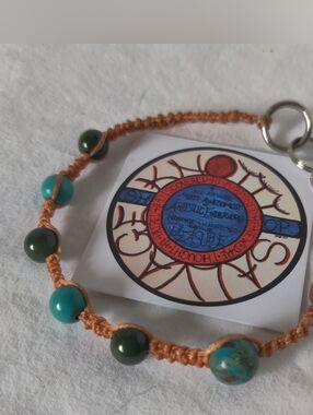 Knotwork & Stone Kitchy Keychain